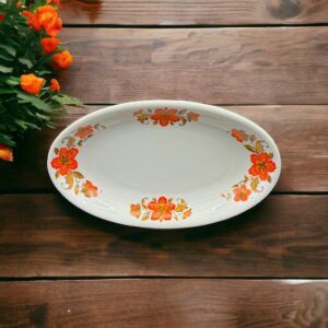 Petit plat ovale en Porcelaine fine de Bohème - Couleur Orange dominante